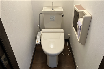 トイレ１／２階