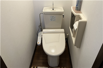 トイレ２／２階