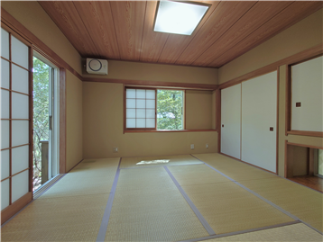 和室1を居室入口より撮影