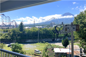 バルコニーより南方向を撮影