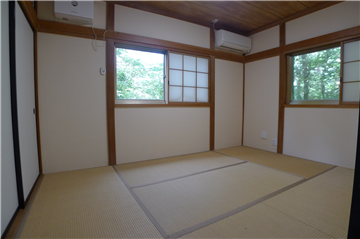 和室(入口より撮影)