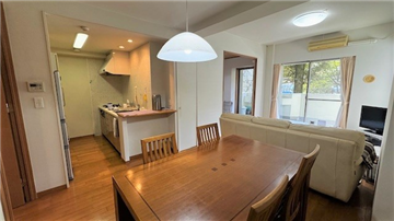 LDK/キッチン側を撮影