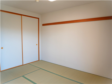 和室(約6畳)は押入れ付きです