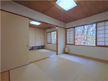 和室1の南側角より和室2方向