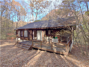 建物外観を南側より