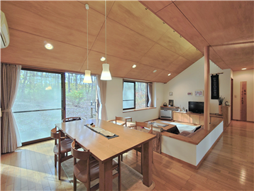 LDの東側角よりデッキ方向