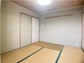 和室（窓側から撮影）