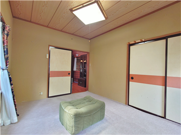 和室1の東側角よりLDK方向