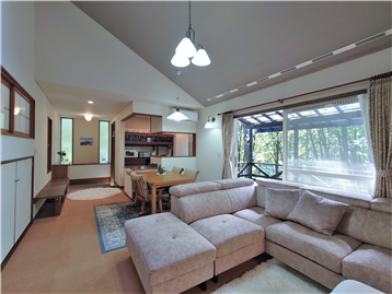 LDの西角よりデッキ方向