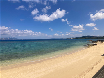 徒歩約1分（約80ｍ）のビーチ