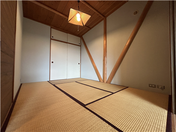 和室/ＬＤＫ方向から撮影（リフォーム・補修等前）