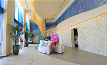 ロビー/入口側より撮影