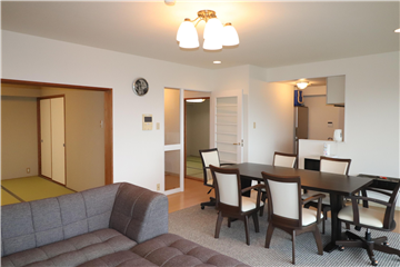 LDK(入口方向を撮影)