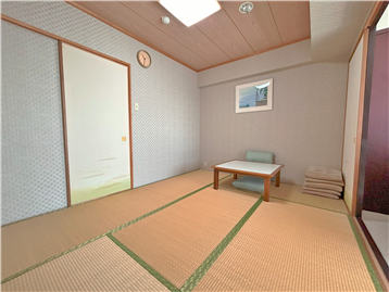 和室を南西角より