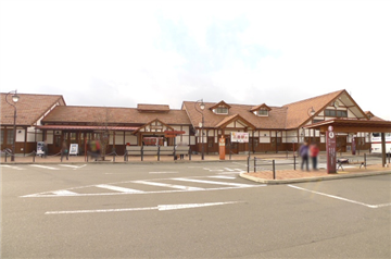 河口湖駅まで約１０．２ｋｍ