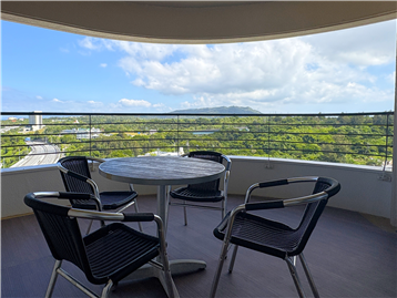 バルコニーから北東側方向を撮影