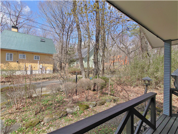 ウッドデッキより北西方向の眺望