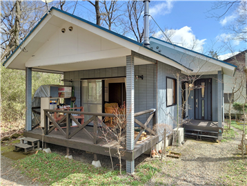 建物外観を南西側より