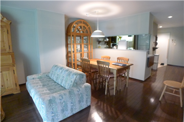 LDK(洋室1側より撮影)