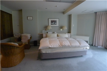 洋室1(LDK側より撮影)