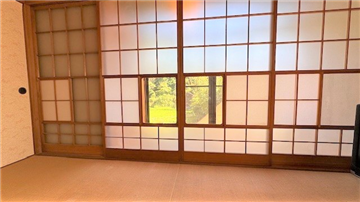 1階和室の雪見障子