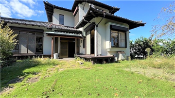 建物外観/玄関側