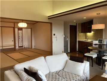 LDK(和室1、キッチン方向を撮影)