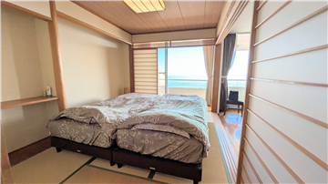 1階和室/窓際に広縁が付いています