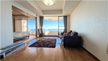 1階洋室/バルコニー側を撮影