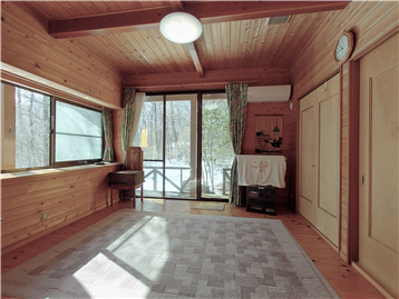 洋室2を居室入口側より