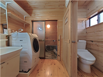 洗面脱衣室とトイレ1