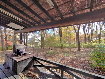 ウッドデッキより南東方向の眺望