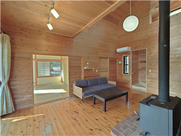 リビングの南東角より和室1方向