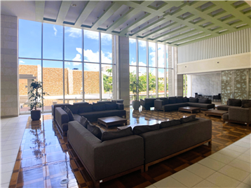 グランアトリウム(1階ロビー)