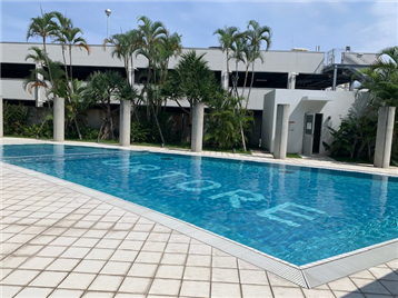 ガーデンプール(屋外プール)