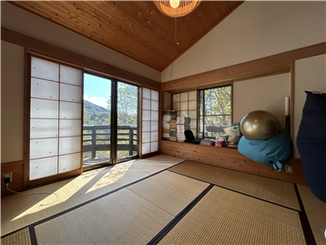 和室1(南方向を撮影)