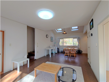 LDKを南側角より