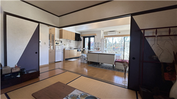 和室からLDK方向を撮影