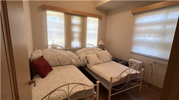 洋室(居室入口から撮影)