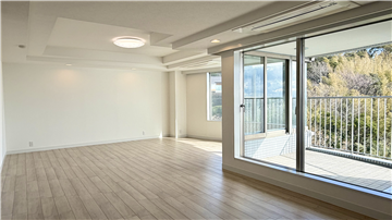 約23.6畳のLD／リフォーム済