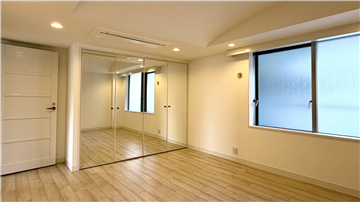 約10畳の洋室／リフォーム・補修済