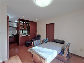 LDKを南西側角より