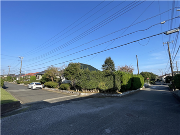 前面道路/西方向から撮影