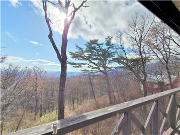 ウッドデッキより南西方向の眺望