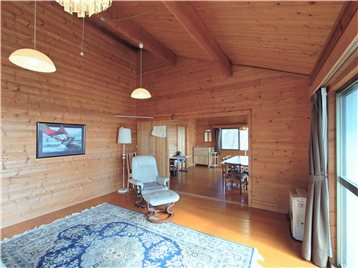 洋室の南西側角よりLD方向