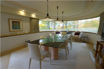 約18.8畳のダイニング