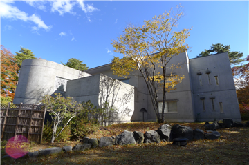 建物外観(南東方向を撮影)