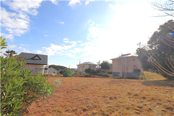 敷地北西から、南東方向の様子