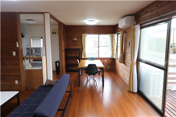 LDK(和室方向から撮影)