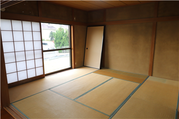 和室(LDKから撮影)